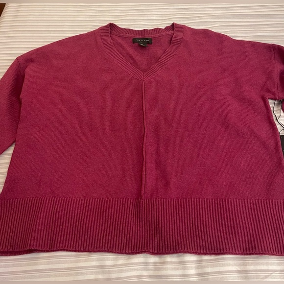 Sweater - Picture 5 of 5